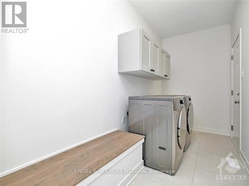 750 Cope Drive, Ottawa, ON - Indoor Photo Showing Laundry Room