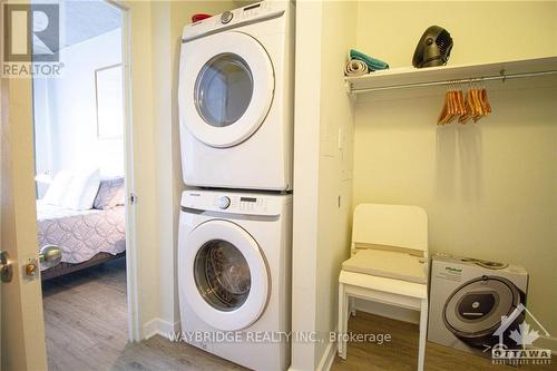 208 - 180 York Street, Ottawa, ON - Indoor Photo Showing Laundry Room