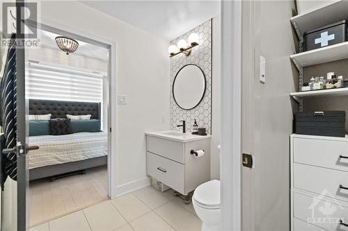 88 Richmond Road Unit#409, Ottawa, ON - Indoor Photo Showing Bathroom