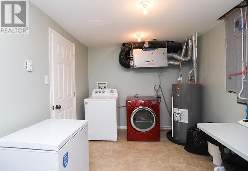 69 Airport Heights Drive, St. John'S, NL - Indoor Photo Showing Laundry Room