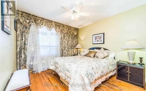 8 Virgilwood Drive, Toronto (Westminster-Branson), ON - Indoor Photo Showing Bedroom