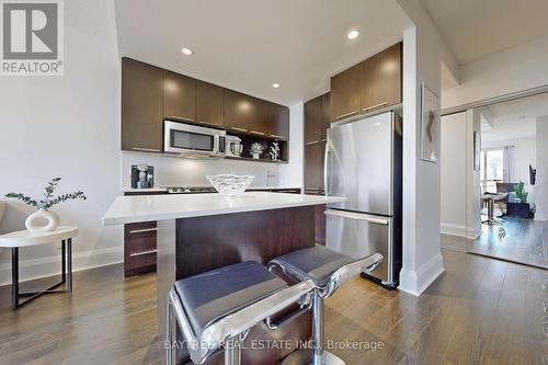 1218 - 100 Harrison Garden Boulevard, Toronto (Willowdale East), ON - Indoor Photo Showing Kitchen With Upgraded Kitchen