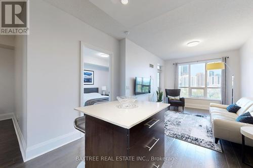 1218 - 100 Harrison Garden Boulevard, Toronto (Willowdale East), ON - Indoor Photo Showing Living Room