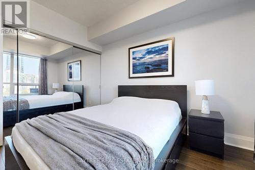 1218 - 100 Harrison Garden Boulevard, Toronto, ON - Indoor Photo Showing Bedroom