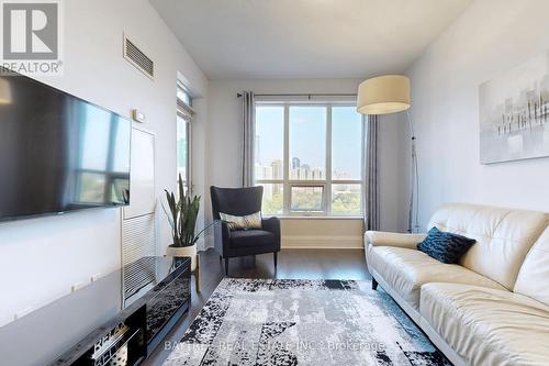 1218 - 100 Harrison Garden Boulevard, Toronto, ON - Indoor Photo Showing Living Room