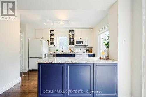 235 Divadale Drive, Toronto (Leaside), ON - Indoor Photo Showing Kitchen