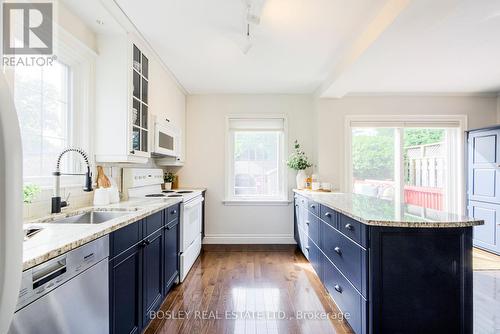 235 Divadale Drive, Toronto (Leaside), ON - Indoor Photo Showing Kitchen