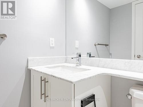 711 - 65 East Liberty Street, Toronto (Niagara), ON - Indoor Photo Showing Bathroom