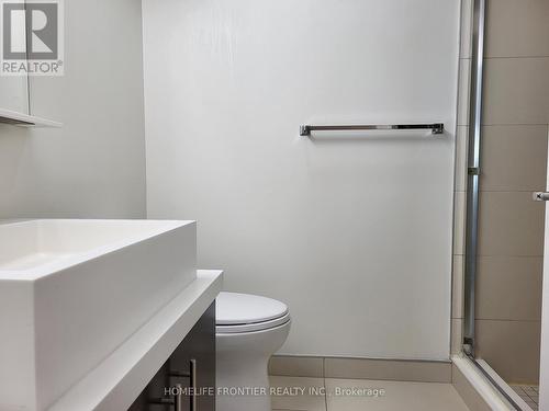 2802 - 65 St Mary Street, Toronto (Bay Street Corridor), ON - Indoor Photo Showing Bathroom