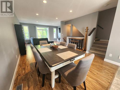 7674 Creekside Way, Prince George, BC - Indoor Photo Showing Dining Room