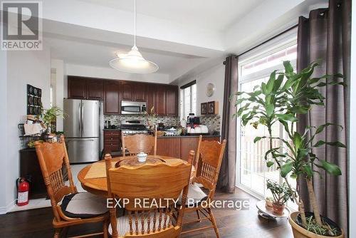 1335 Langley Circle, Oshawa, ON - Indoor Photo Showing Dining Room