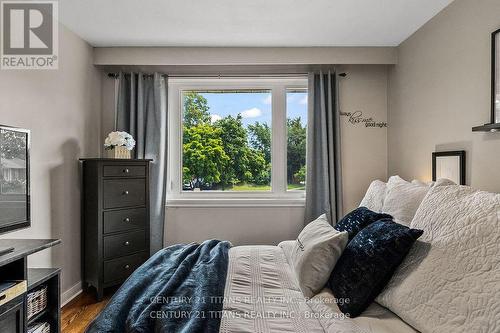 18 Panama Court S, Toronto (Woburn), ON - Indoor Photo Showing Bedroom