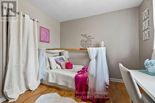 18 Panama Court S, Toronto, ON - Indoor Photo Showing Bedroom