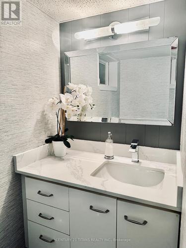 18 Panama Court S, Toronto (Woburn), ON - Indoor Photo Showing Bathroom