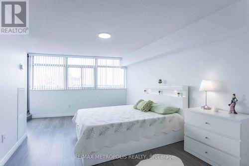 808 - 3151 Bridletowne Circle, Toronto (L'Amoreaux), ON - Indoor Photo Showing Bedroom