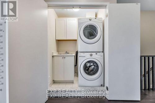 60 Cassila Way, Vaughan (Vellore Village), ON - Indoor Photo Showing Laundry Room