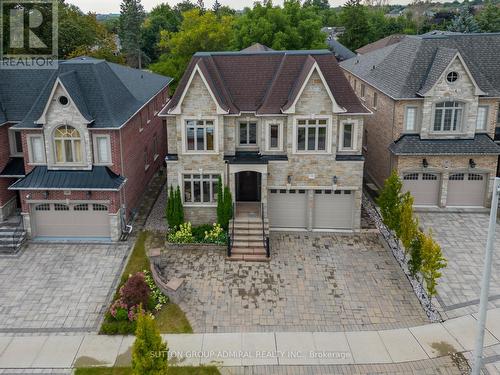 33 Brookgreene Crescent, Richmond Hill (Westbrook), ON - Outdoor With Facade