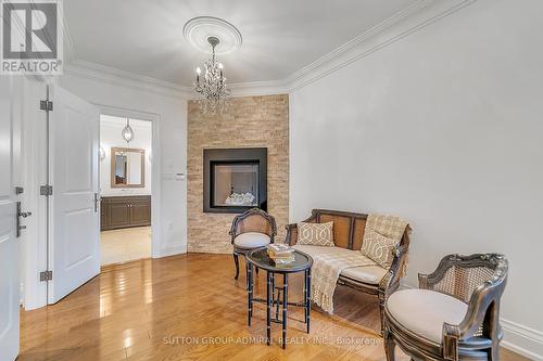 33 Brookgreene Crescent, Richmond Hill, ON - Indoor With Fireplace