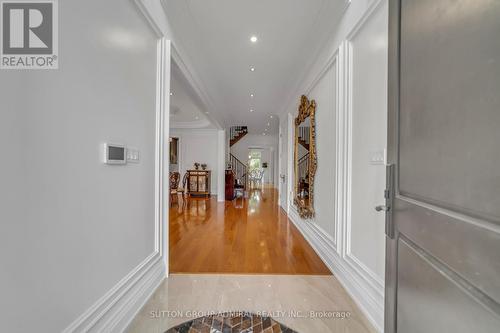 33 Brookgreene Crescent, Richmond Hill, ON - Indoor Photo Showing Other Room