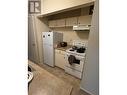 212 280 N Broadway Avenue, Williams Lake, BC  - Indoor Photo Showing Kitchen 