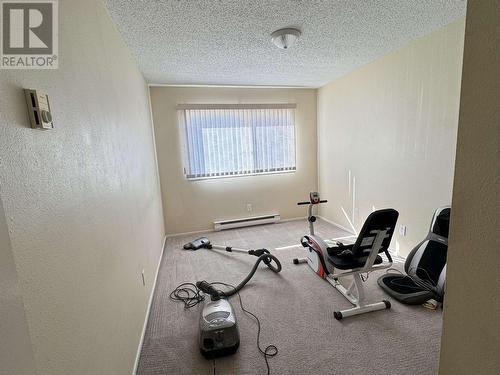 212 280 N Broadway Avenue, Williams Lake, BC - Indoor Photo Showing Gym Room