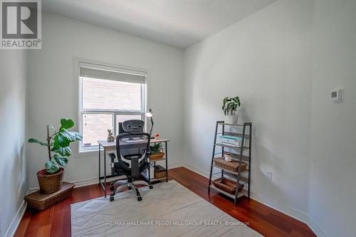 19 Serena Lane, Barrie, ON - Indoor Photo Showing Office