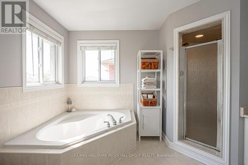 19 Serena Lane, Barrie (Painswick South), ON - Indoor Photo Showing Bathroom