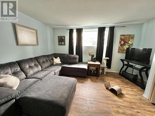 1288 Lark Avenue, Quesnel, BC - Indoor Photo Showing Living Room