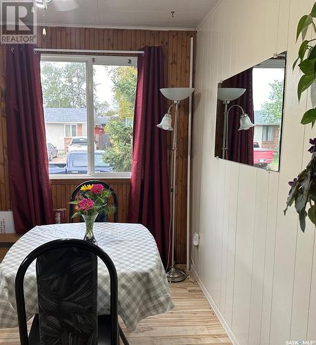 1611 Lawton Crescent, La Ronge, SK - Indoor Photo Showing Dining Room