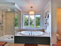 Ensuite bathroom - 