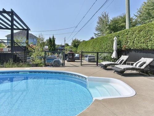 Piscine - 129 Rue Des Pruches, Saint-Jean-Sur-Richelieu, QC - Outdoor With In Ground Pool With Backyard