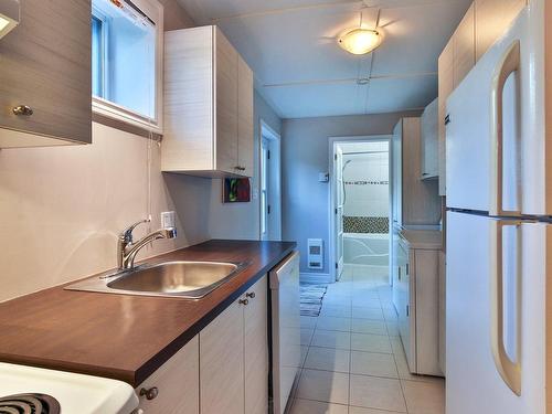 Kitchen - 129 Rue Des Pruches, Saint-Jean-Sur-Richelieu, QC - Indoor Photo Showing Kitchen