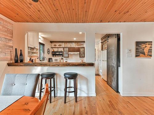 Dining room - 78 Ch. Scraire, Mille-Isles, QC - Indoor Photo Showing Kitchen