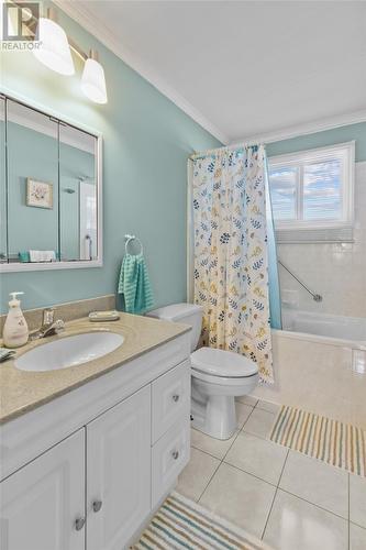 4 Hounsell Avenue, Mount Pearl, NL - Indoor Photo Showing Bathroom