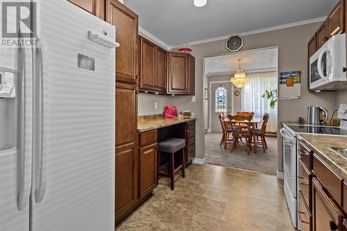 4 Hounsell Avenue, Mount Pearl, NL - Indoor Photo Showing Kitchen