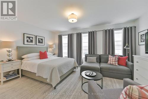 1568 Dundas Street E, Toronto (South Riverdale), ON - Indoor Photo Showing Bedroom