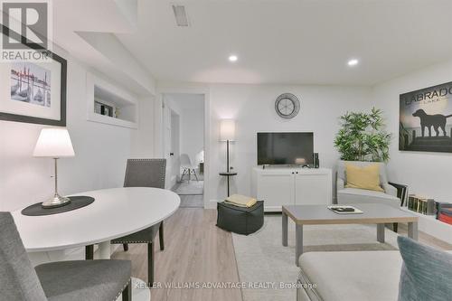 1568 Dundas Street E, Toronto, ON - Indoor Photo Showing Other Room