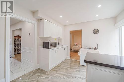 42 Pixley Crescent, Toronto (West Hill), ON - Indoor Photo Showing Kitchen