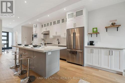 85B Westbourne Avenue, Toronto (Clairlea-Birchmount), ON - Indoor Photo Showing Kitchen With Upgraded Kitchen