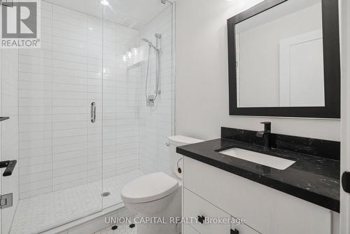 85B Westbourne Avenue, Toronto (Clairlea-Birchmount), ON - Indoor Photo Showing Bathroom