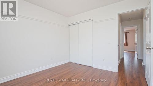 2964 Jackson Drive, Burlington, ON - Indoor Photo Showing Other Room