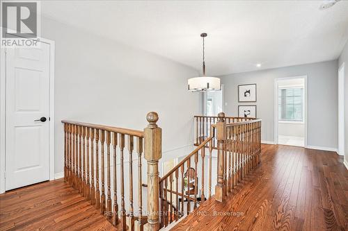 2127 Berwick Drive, Burlington, ON - Indoor Photo Showing Other Room