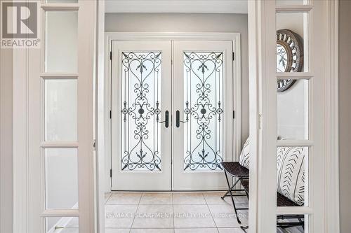 2127 Berwick Drive, Burlington, ON - Indoor Photo Showing Other Room