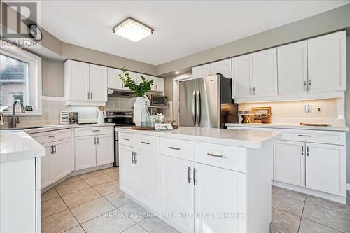 2127 Berwick Drive, Burlington (Rose), ON - Indoor Photo Showing Kitchen