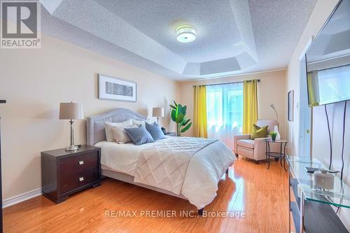 5414 Bellaggio Crescent, Mississauga (East Credit), ON - Indoor Photo Showing Bedroom