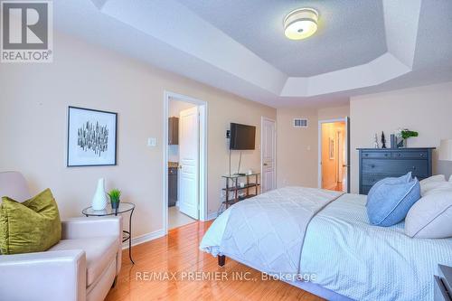 5414 Bellaggio Crescent, Mississauga (East Credit), ON - Indoor Photo Showing Bedroom