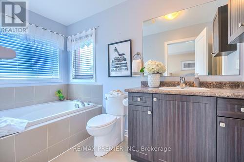 5414 Bellaggio Crescent, Mississauga, ON - Indoor Photo Showing Bathroom