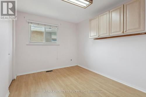 6 Caledon Crescent, Brampton (Brampton East), ON - Indoor Photo Showing Other Room