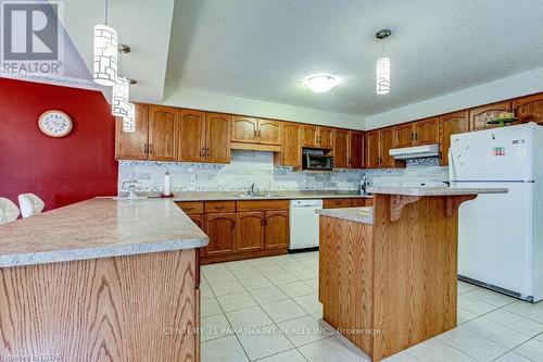 2020 Denview Avenue, London, ON - Indoor Photo Showing Kitchen With Double Sink