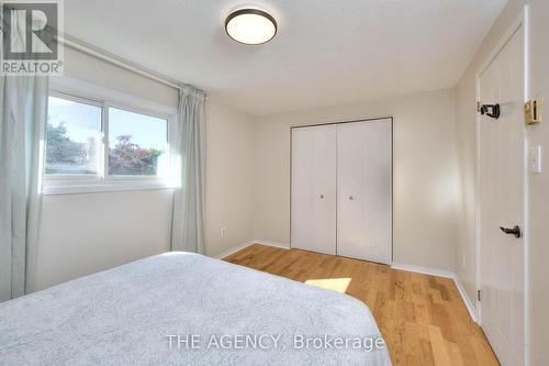 807 Elgin Street N, Cambridge, ON - Indoor Photo Showing Bedroom